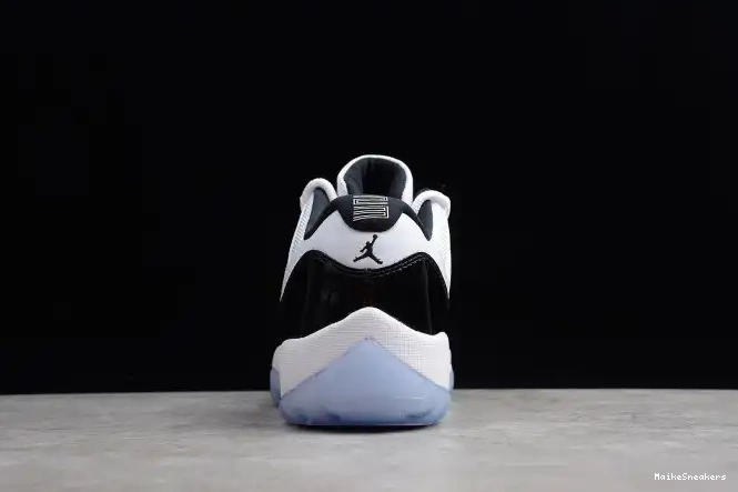 MaikeSneakers Jordan mens Low 11 Black Air Retro White  
